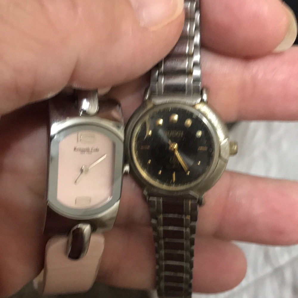 Used Lady Watches GUCCI & KENNETH COLE